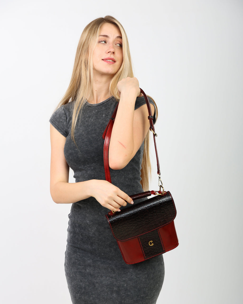 Veloura – Rouge