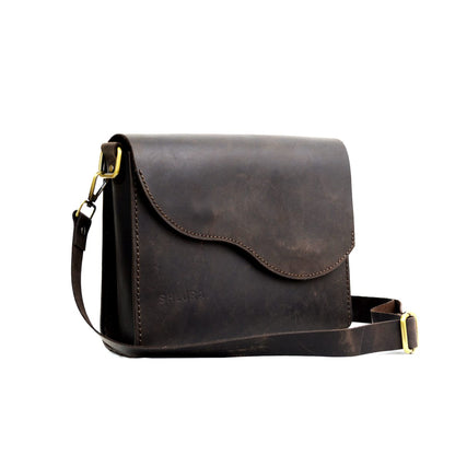 Brown Pull-Up Cowhide Leather Shoulder Bag – Elegance and Character