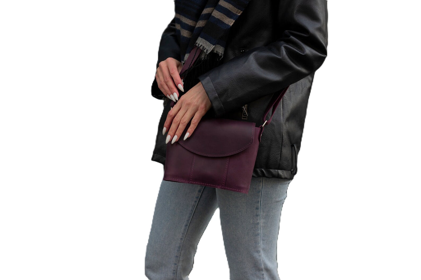 Bordeaux Pull-Up Cowhide Leather Shoulder Bag – Elegance and Character